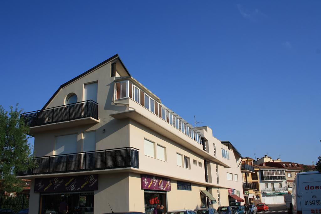 Ar Apartamentos Soto Real Rom bilde